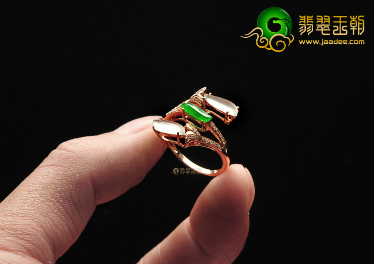 冰玻种翠色/无色镶玫瑰金戒指（真钻）