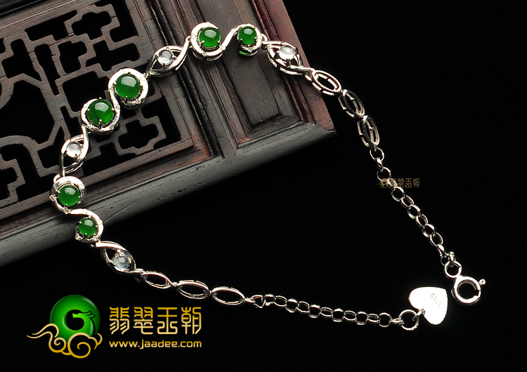 冰种翠色镶白金手链（真钻）