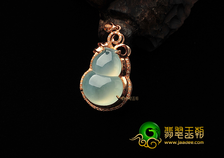 冰种晴水镶玫瑰金葫芦胸坠（真钻）