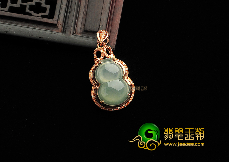 冰种晴水镶玫瑰金葫芦胸坠（真钻）