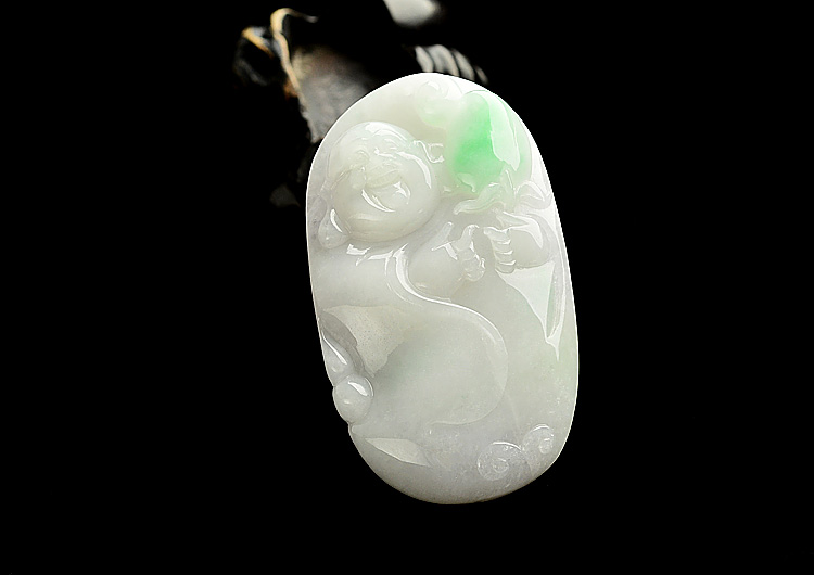 糯冰种飘翠玉佛挂件