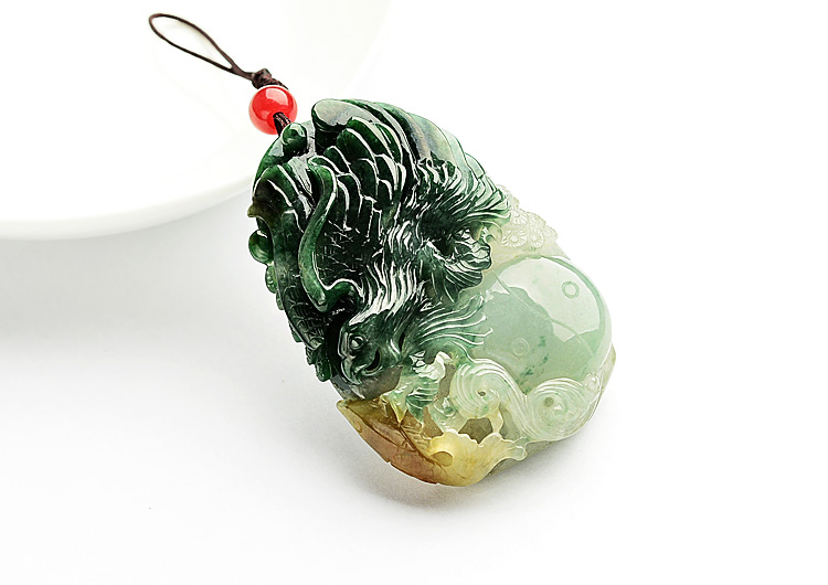 糯冰种飘花略带黄翡大展宏图挂件
