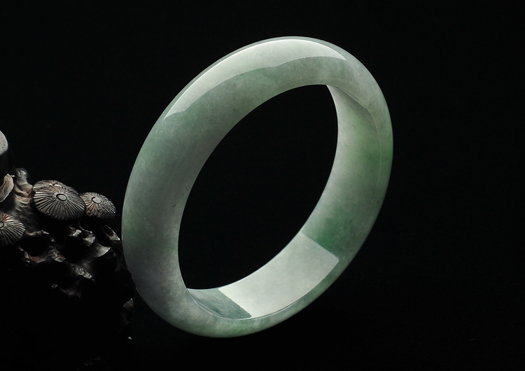 糯冰种飘花手镯（58.6mm）