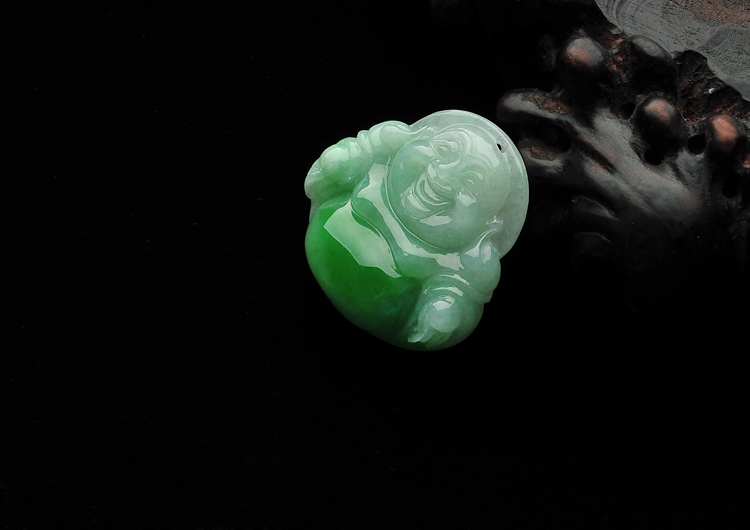 (超值推荐)糯冰种阳绿玉佛挂件
