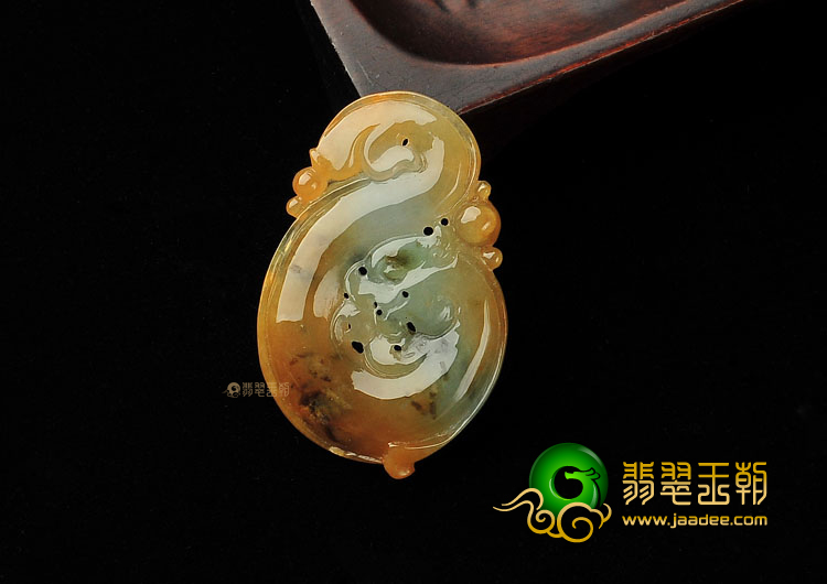 冰种黄翡飘花龙行如意挂件