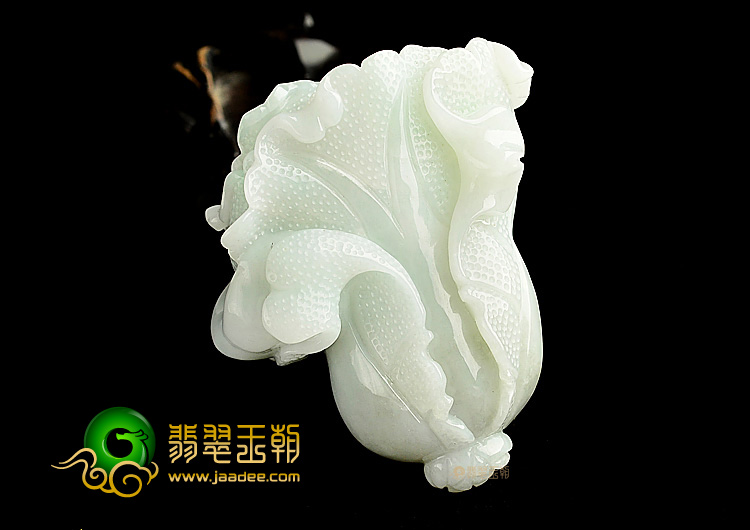 细糯种飘翠白菜手玩件