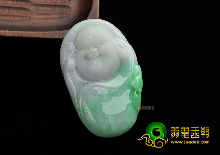 糯冰种淡春带彩玉佛挂件