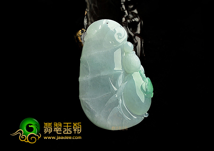 冰种飘翠节节高挂件