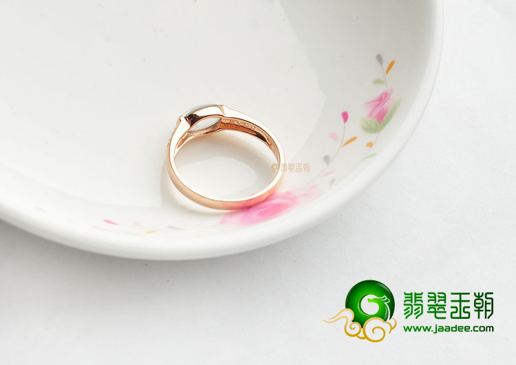 https://jdimg.jaadee.net//images/201404/goods_img/39613_P_1397208904899.jpg