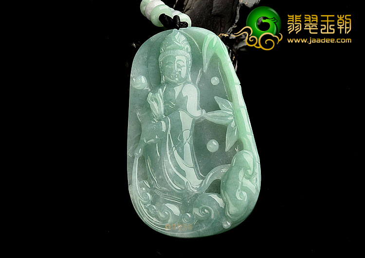 糯冰种豆色站观音挂件