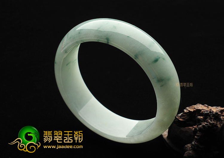 糯冰种飘花手镯(60.4mm)