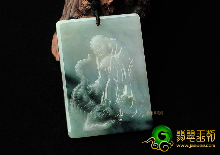 (超值推荐)糯冰种飘花伏虎罗汉挂件