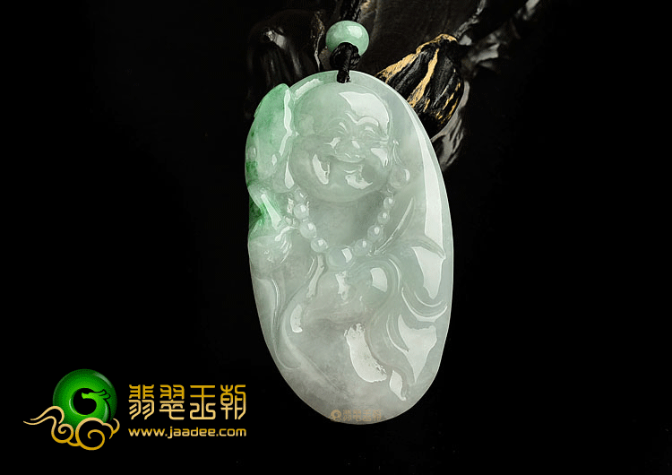 糯冰种飘翠纳福挂件