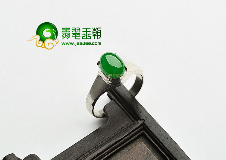 糯冰种正阳绿戒面