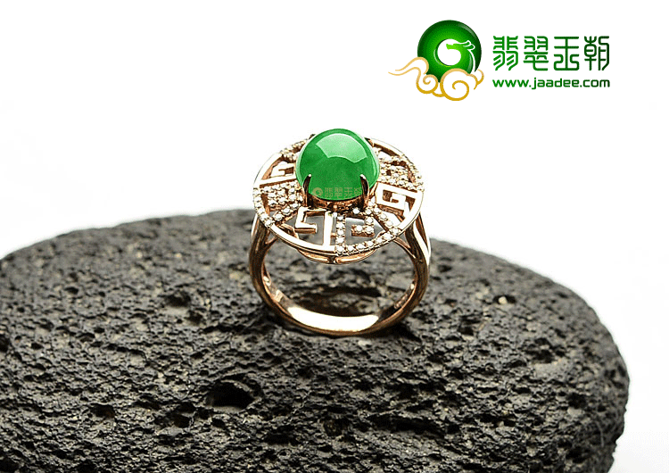糯冰种阳绿镶玫瑰金戒指(真钻)