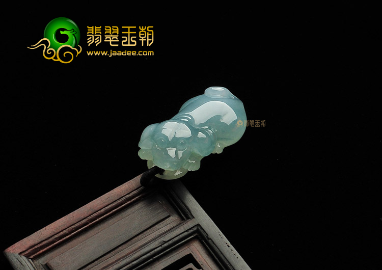 冰种晴水旺财挂件