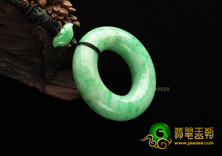 糯冰种翠色平安环挂件