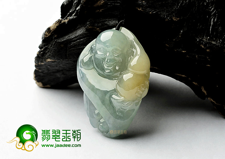 糯冰种黄翡略飘花玉佛挂件