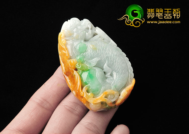 细糯种三彩龙头鱼挂件