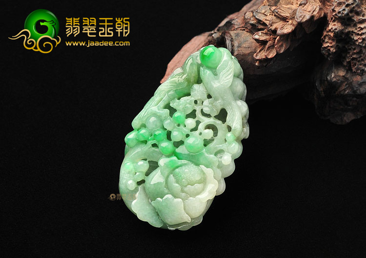 细糯种飘翠喜上眉梢挂件