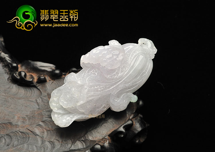 冰种淡晴水白菜挂件
