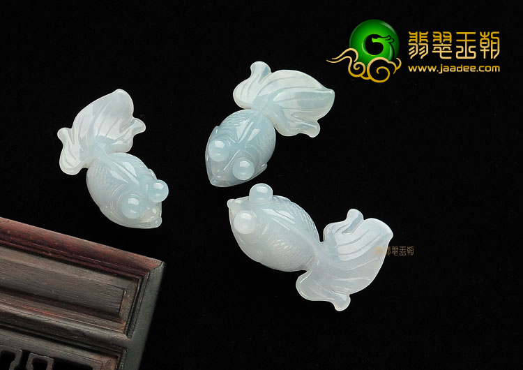 糯冰种晴水金鱼挂件(一批走)