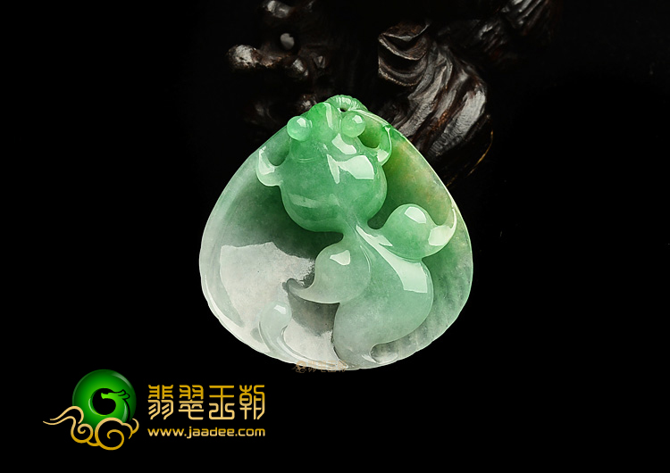 冰种黄加绿金鱼挂件
