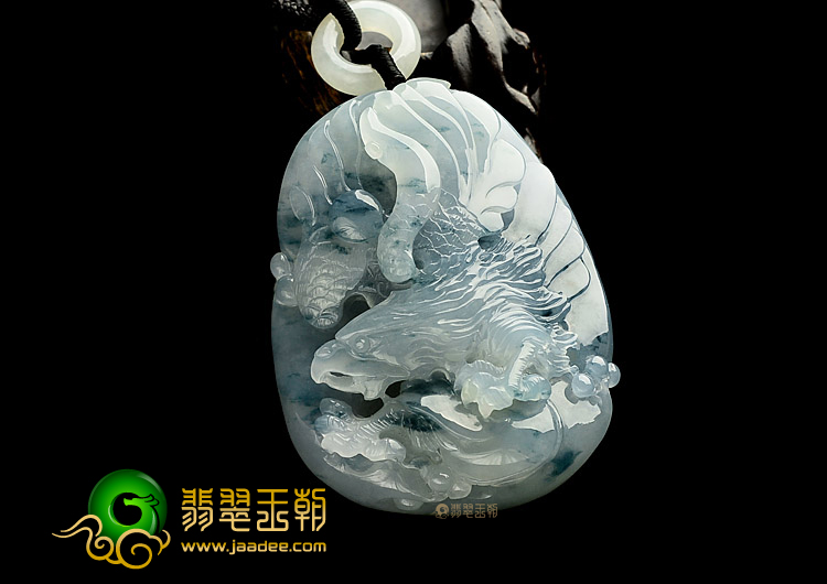 冰种晴水飘花雄鹰展翅挂件