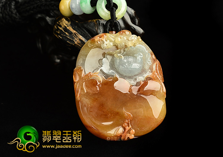 冰种红黄翡蝶恋花挂件