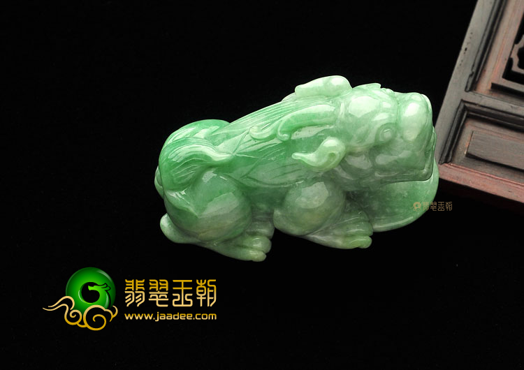 细糯种豆色貔貅挂件