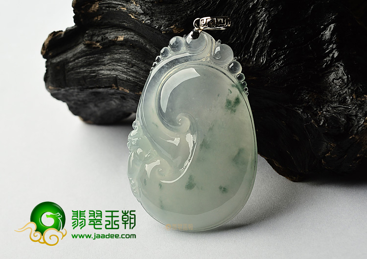 冰种飘花如意挂件