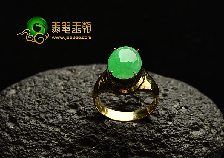 冰种阳绿戒面