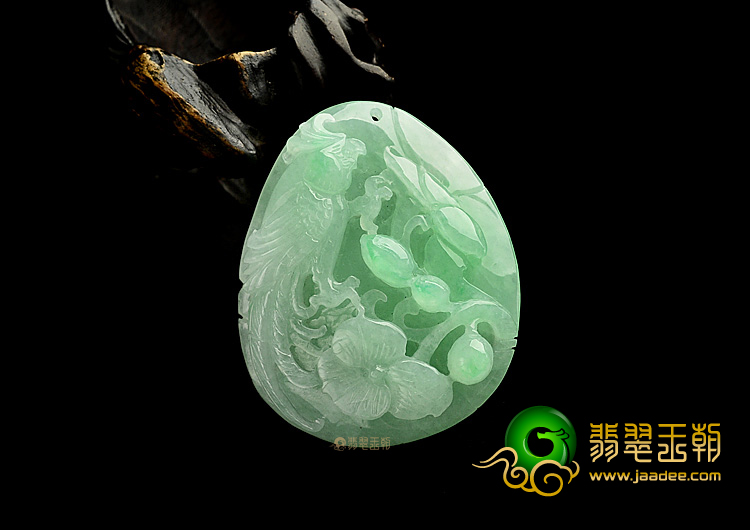 糯冰种豆色英明神武挂件