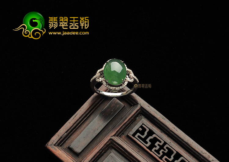 冰种晴水镶白金戒指(真钻)