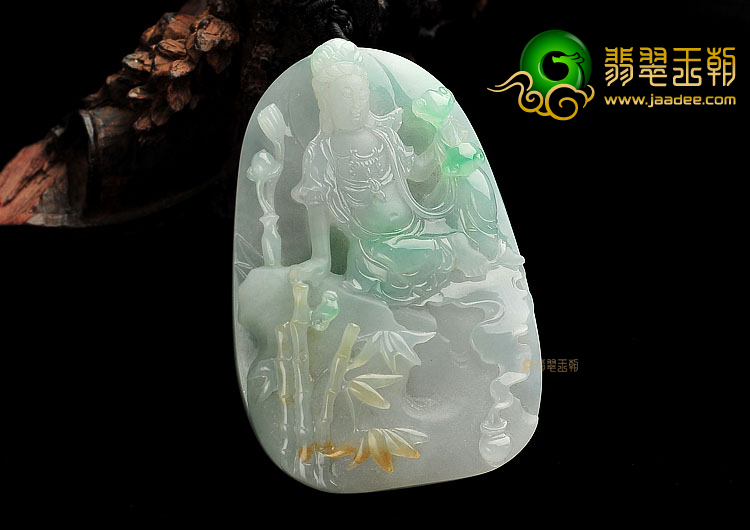 (超值推荐)糯冰种三彩观音挂件