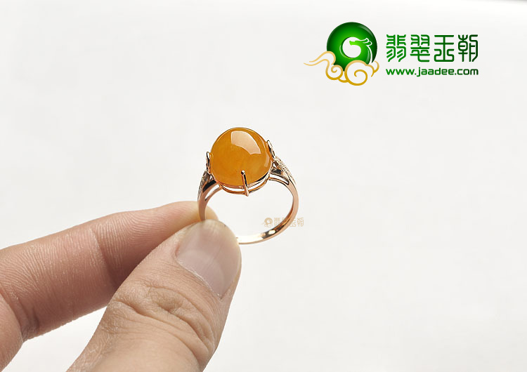 冰种黄翡镶玫瑰金戒指(真钻)