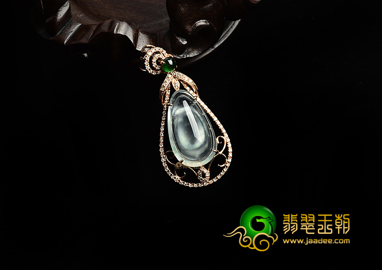 (超值推荐)冰玻种淡晴水镶玫瑰金水滴胸坠(真钻)