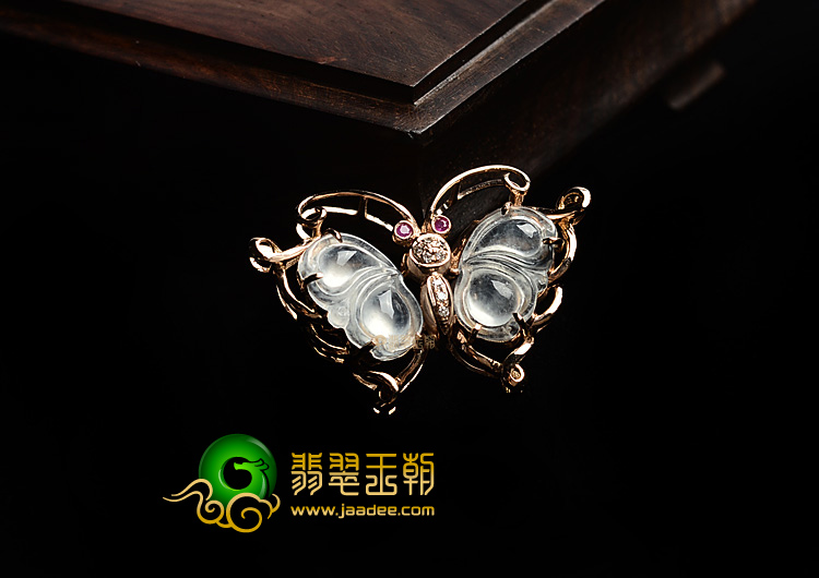 冰玻种镶玫瑰金蝴蝶胸坠(真钻)