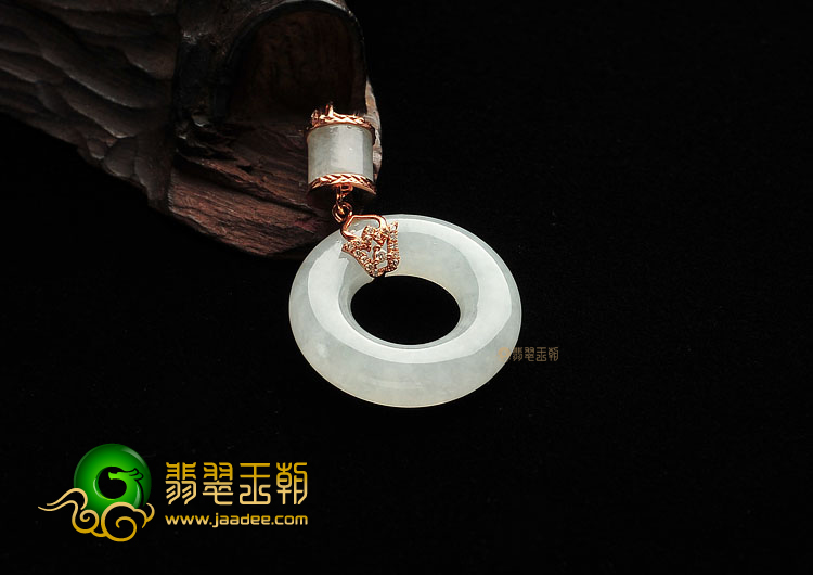 冰种淡晴水镶玫瑰金平安环胸坠(真钻)