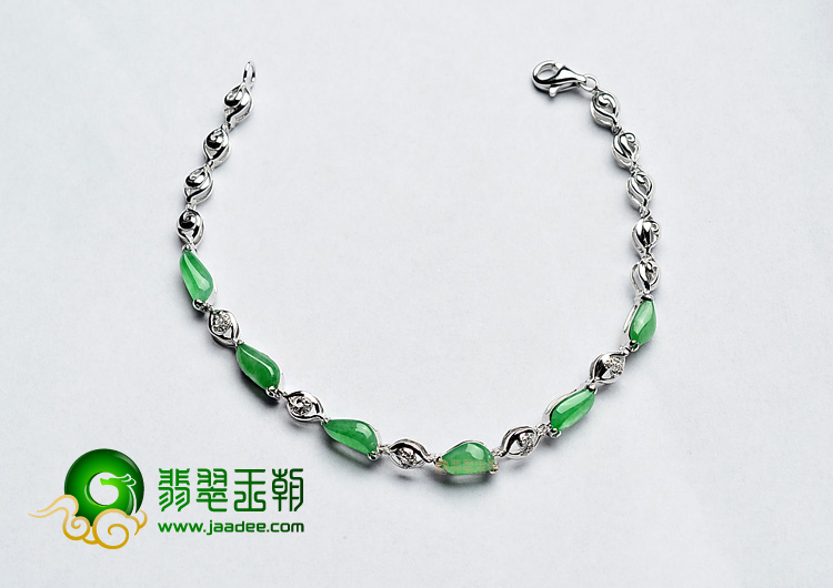 (超值推荐)冰种翠色镶白金随形手链(真钻)
