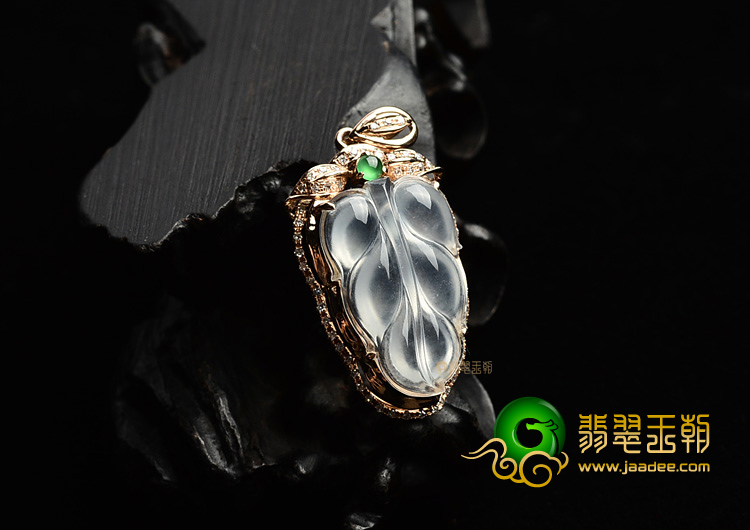 (超值推荐)冰玻种镶玫瑰金金枝玉叶胸坠(真钻)