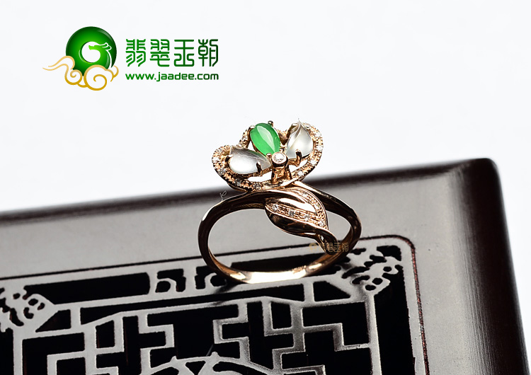 (超值推荐)冰种阳绿/玻璃种无色镶玫瑰金花型戒指(真钻)