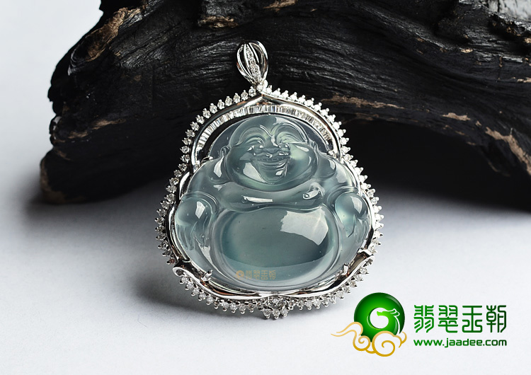 (超值推荐)玻璃种晴水镶白金玉佛胸坠(真钻)