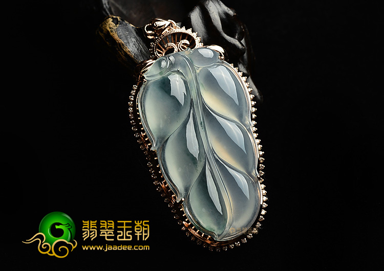 (超值推荐)冰种飘花镶玫瑰金金枝玉叶胸坠(真钻)