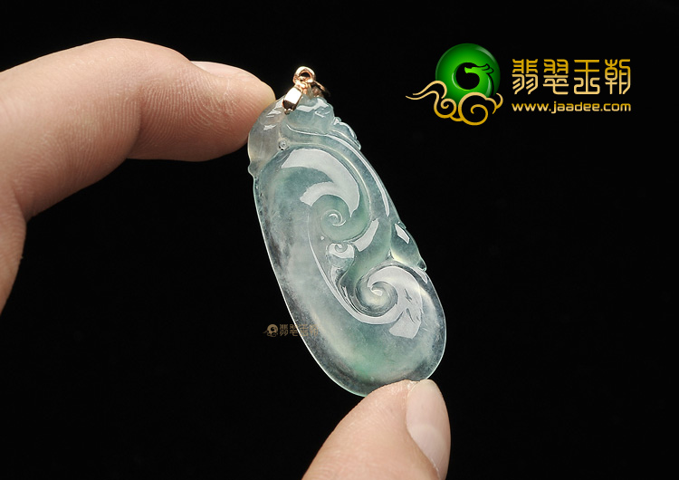 (超值推荐)冰种绿晴水如意挂件(金扣)