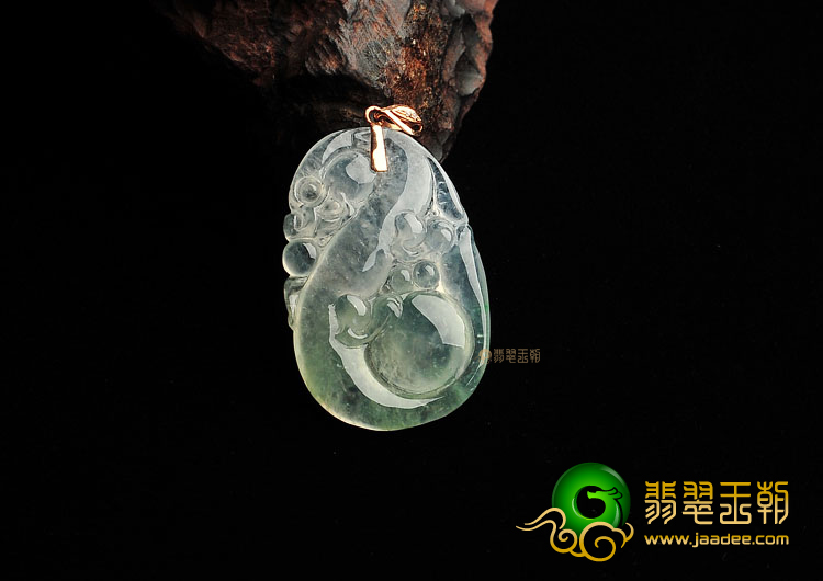 冰种晴水龙行如意挂件