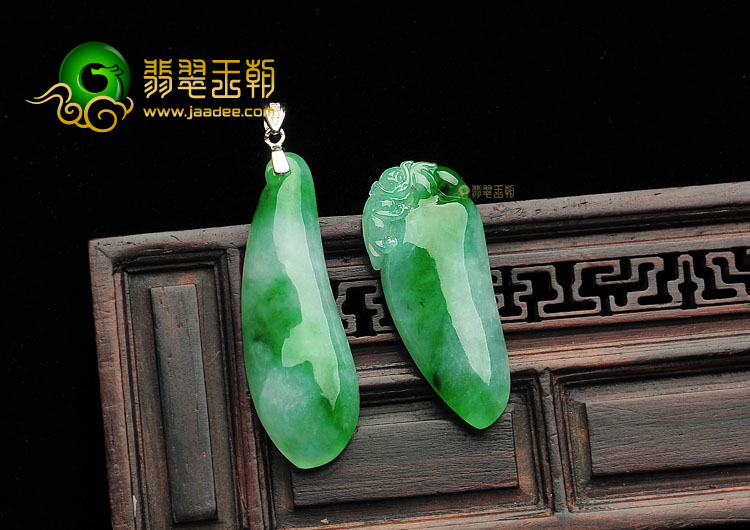 糯冰种飘翠福瓜挂件(一批走)