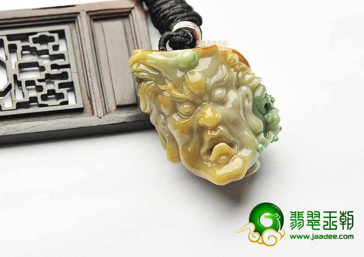 糯冰种黄加绿罗汉头挂件