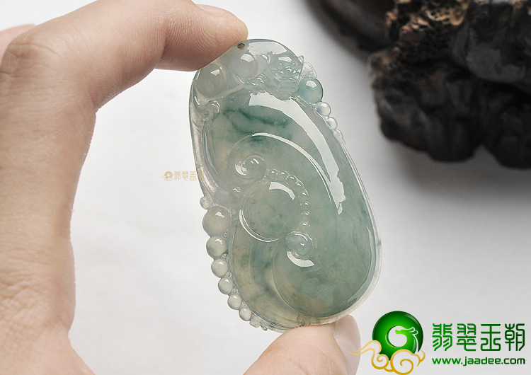 (超值推荐)冰种晴水飘花如意寿挂件