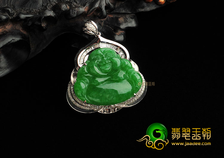 糯冰种阳绿镶白金玉佛胸坠(真钻)
